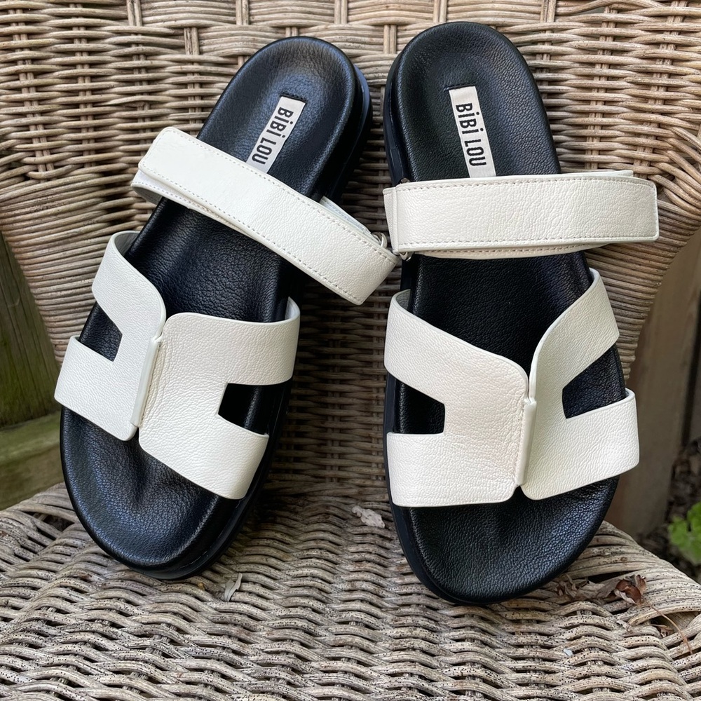 BiBi LOU Black and Cream Leather Sandals
